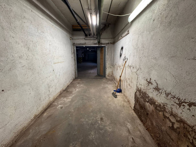 Magazzino in vendita a Roma - Talenti