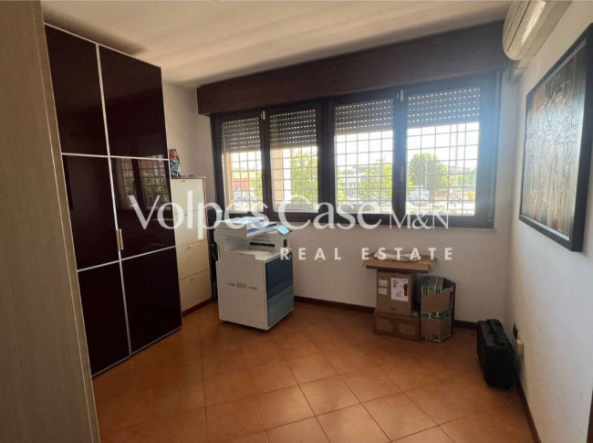 Studio/Ufficio in vendita a Roma - Casale Monastero
