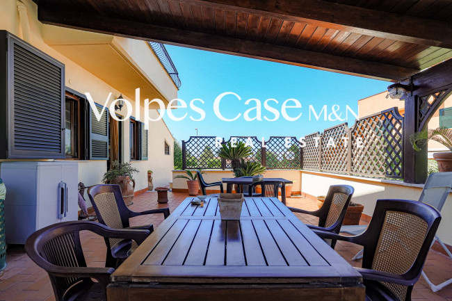 Villa bifamiliare in vendita a Guidonia Montecelio - Parco Azzurro