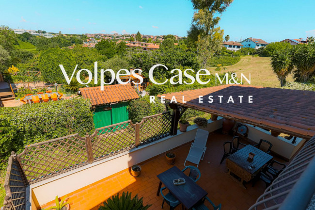 Villa bifamiliare in vendita a Guidonia Montecelio - Parco Azzurro