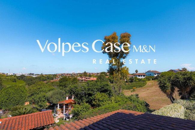 Villa bifamiliare in vendita a Guidonia Montecelio - Parco Azzurro