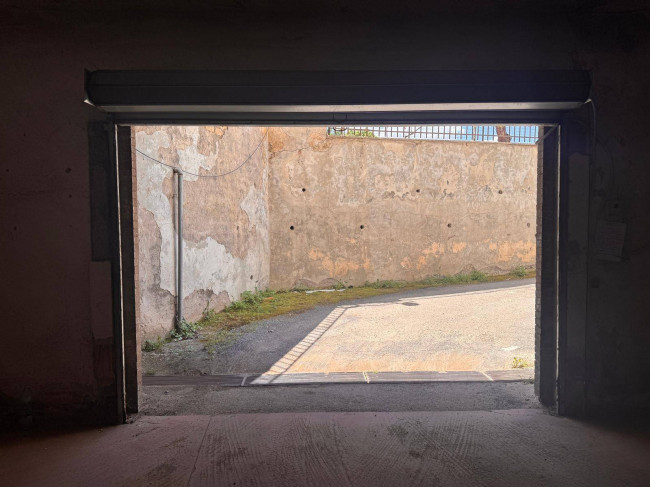 Posto auto coperto in vendita a Roma - Tor Sapienza