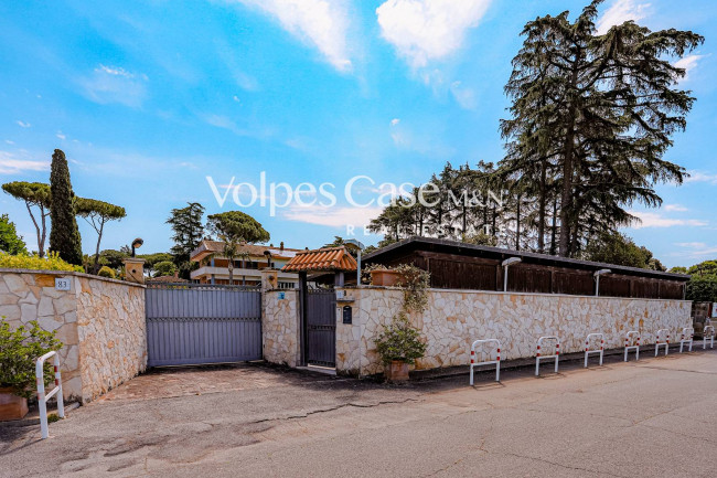 Villa bifamiliare in vendita a Roma - Prato Lauro