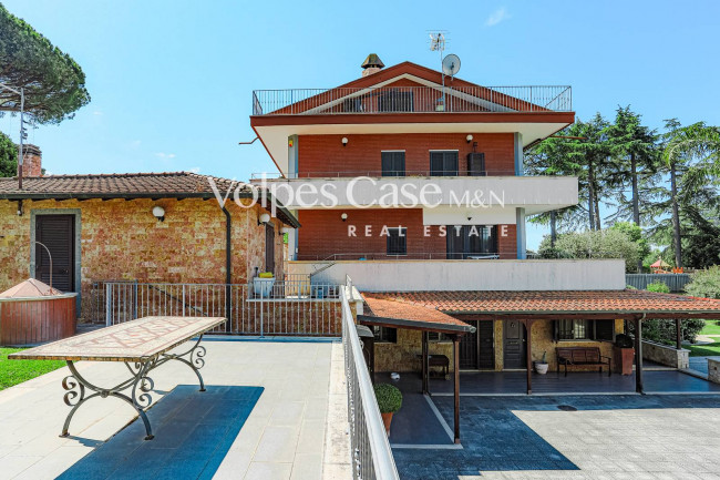Villa bifamiliare in vendita a Roma - Prato Lauro