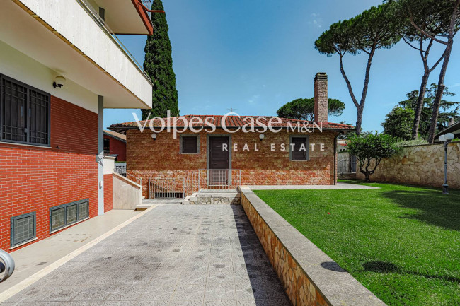 Villa bifamiliare in vendita a Roma - Prato Lauro
