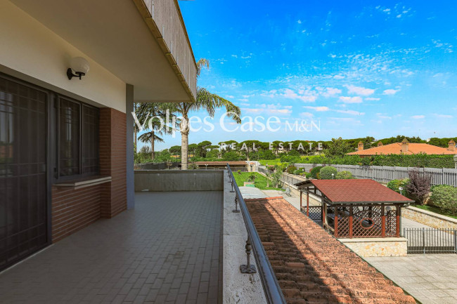 Villa bifamiliare in vendita a Roma - Prato Lauro