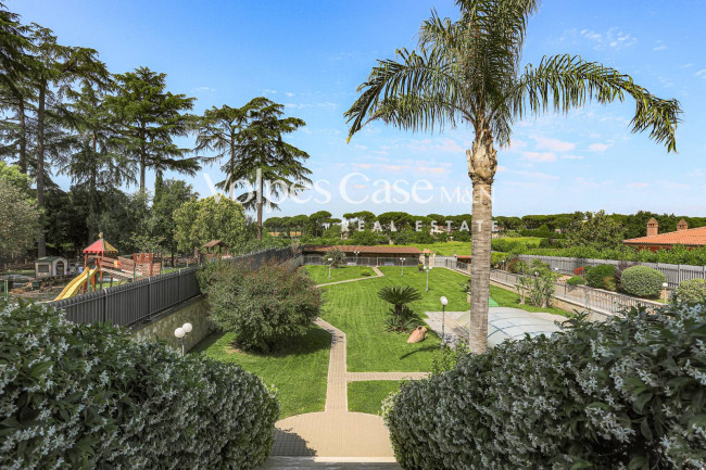 Villa bifamiliare in vendita a Roma - Prato Lauro