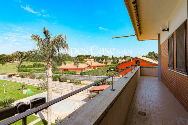Villa bifamiliare in vendita a Roma - Prato Lauro