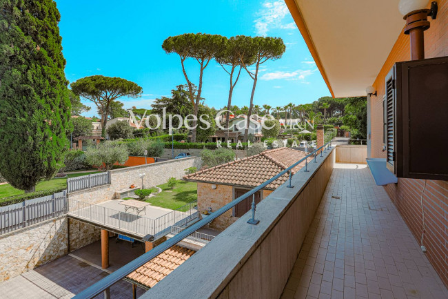 Villa bifamiliare in vendita a Roma - Prato Lauro