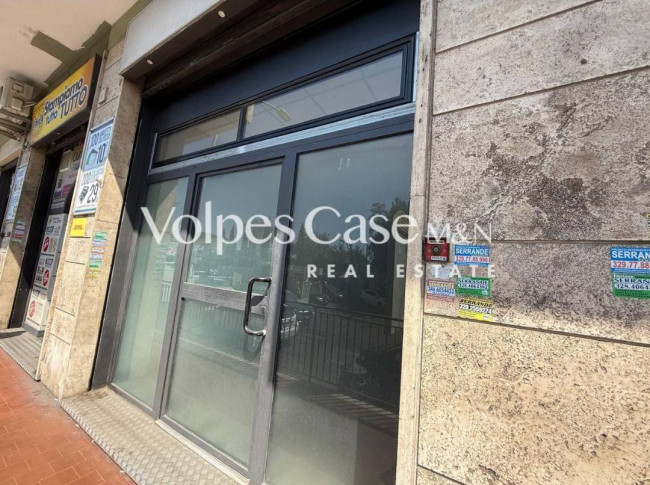 Locale/Negozio in affitto a Roma - Talenti