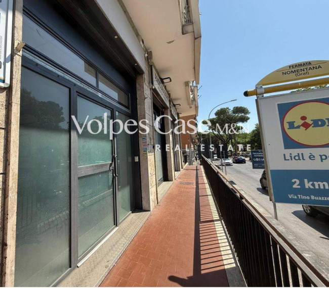 Locale/Negozio in affitto a Roma - Talenti