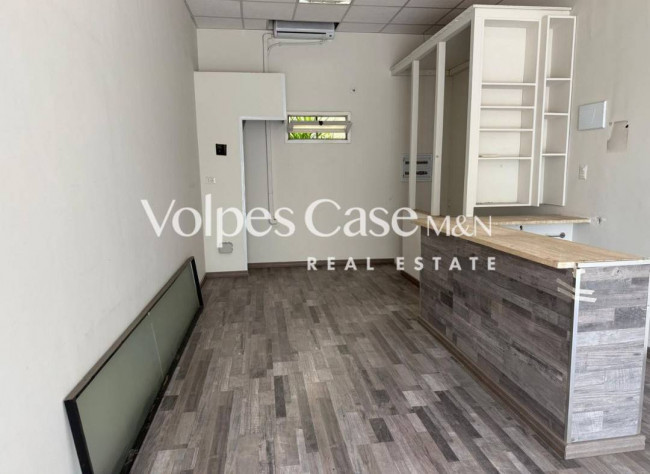 Locale/Negozio in affitto a Roma - Talenti