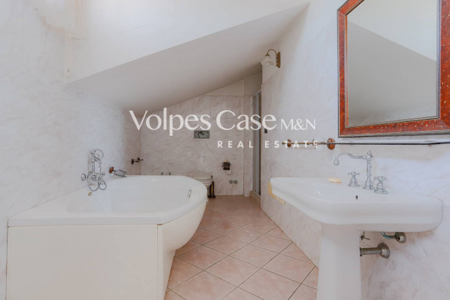 Villa in vendita a Guidonia Montecelio - Parco Azzurro