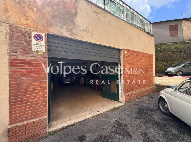 Locale/Negozio in vendita a Roma - Monti Tiburtini