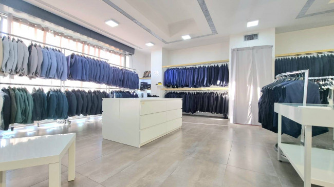 Attività commerciale in vendita a Fonte Nuova - Santa Lucia