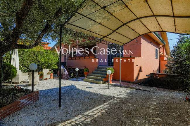 Villa quadrifamiliare in vendita a Roma - Cinquina