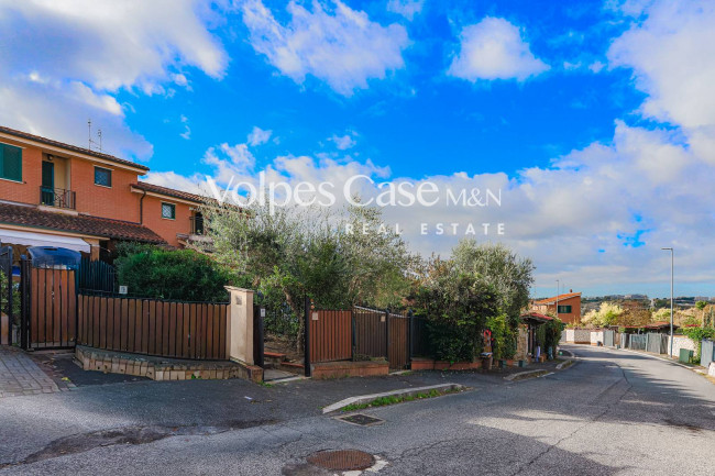 Villino a schiera in vendita a Roma - Bufalotta