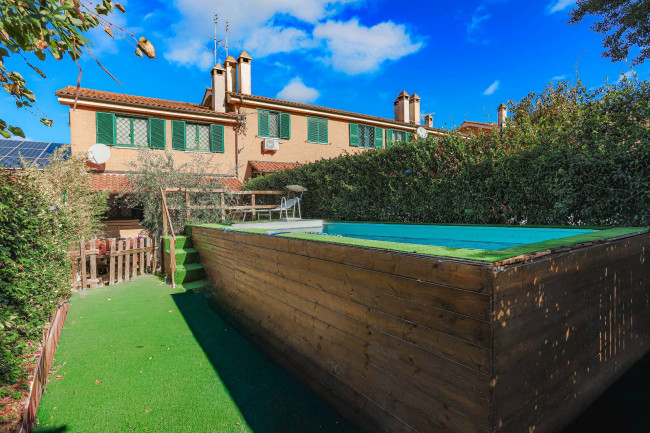 Villino a schiera in vendita a Roma - Bufalotta