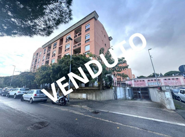 Box o garage in vendita a Roma - Talenti