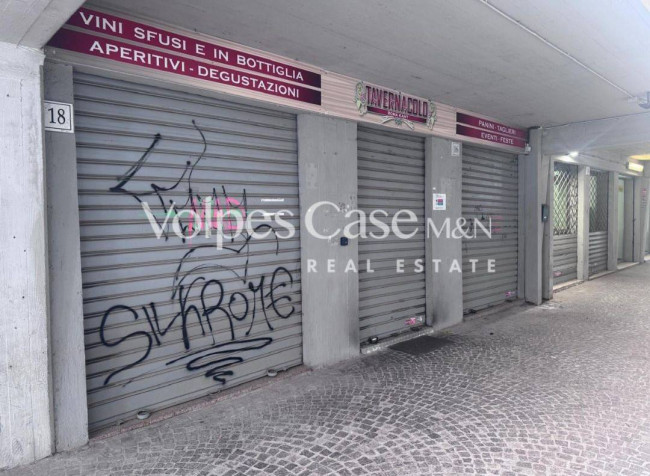 Locale/Negozio in affitto a Roma - Casal De Pazzi