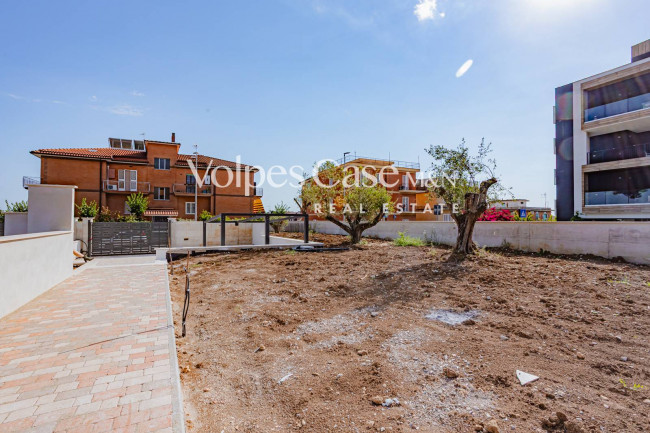 Villa bifamiliare in vendita a Roma - Settebagni