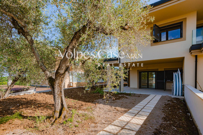 Villa bifamiliare in vendita a Roma - Settebagni