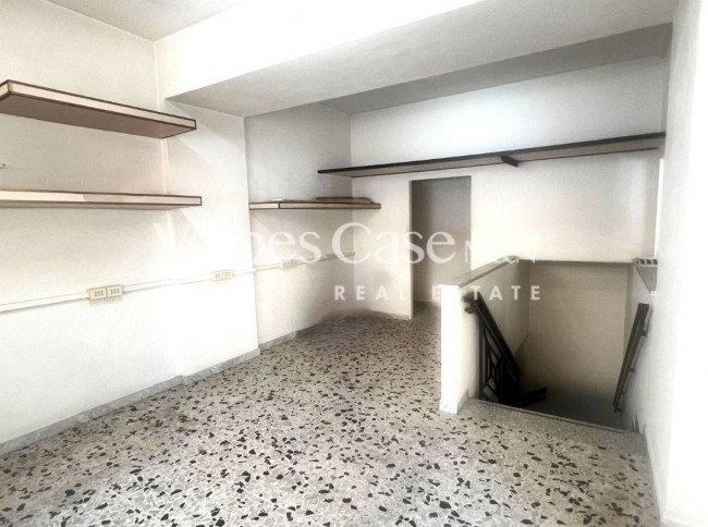 Locale/Negozio in vendita a Roma - Talenti
