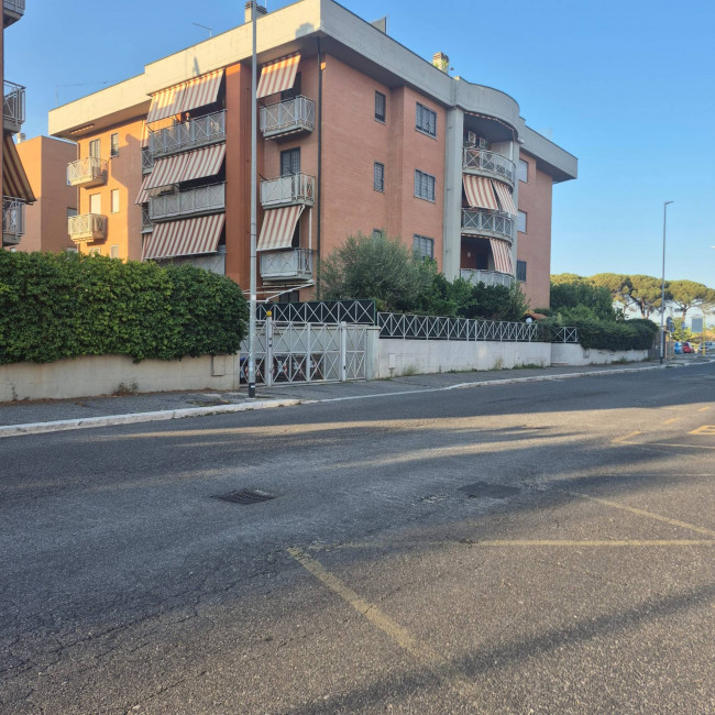 Box in affitto a Roma - Settecamini