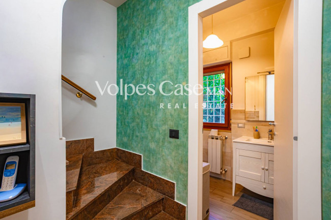 Villa bifamiliare in vendita a Lariano