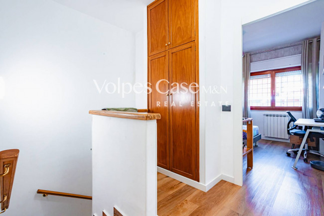 Villa bifamiliare in vendita a Lariano