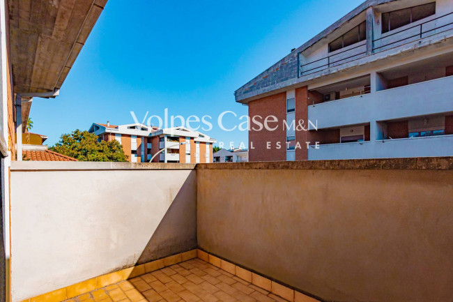 Villa bifamiliare in vendita a Lariano