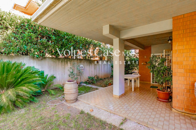 Villa bifamiliare in vendita a Lariano