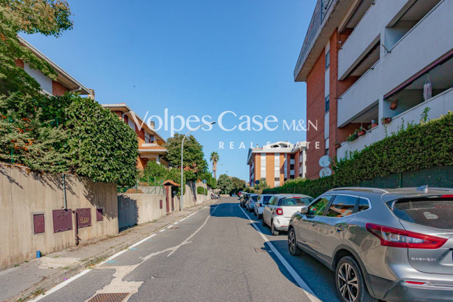 Villa bifamiliare in vendita a Lariano