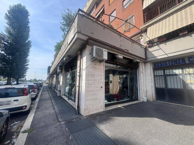 Locale/Negozio in vendita a Roma - Torraccia