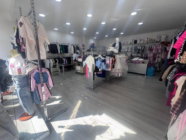 Locale/Negozio in vendita a Roma - Torraccia