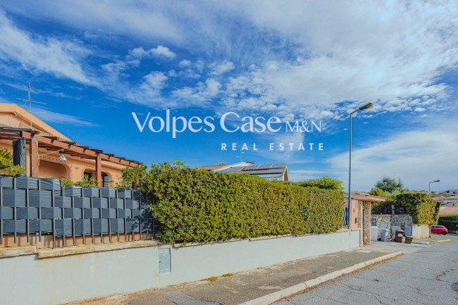 Villa bifamiliare in vendita a Guidonia Montecelio - Parco Azzurro
