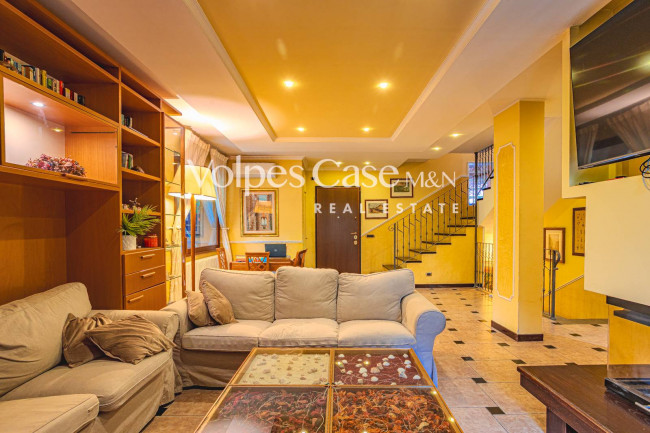 Villa bifamiliare in vendita a Guidonia Montecelio - Parco Azzurro