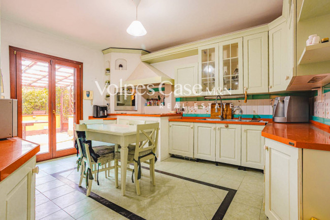 Villa bifamiliare in vendita a Guidonia Montecelio - Parco Azzurro