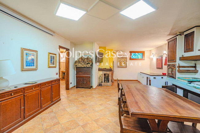 Villa bifamiliare in vendita a Guidonia Montecelio - Parco Azzurro