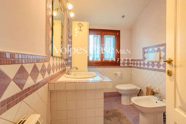 Villa bifamiliare in vendita a Guidonia Montecelio - Parco Azzurro