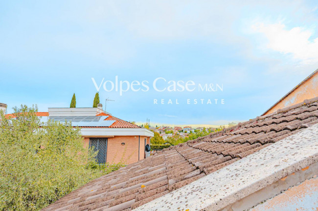 Villa bifamiliare in vendita a Guidonia Montecelio - Parco Azzurro