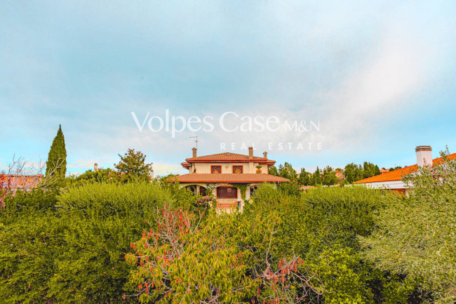 Villa bifamiliare in vendita a Guidonia Montecelio - Parco Azzurro