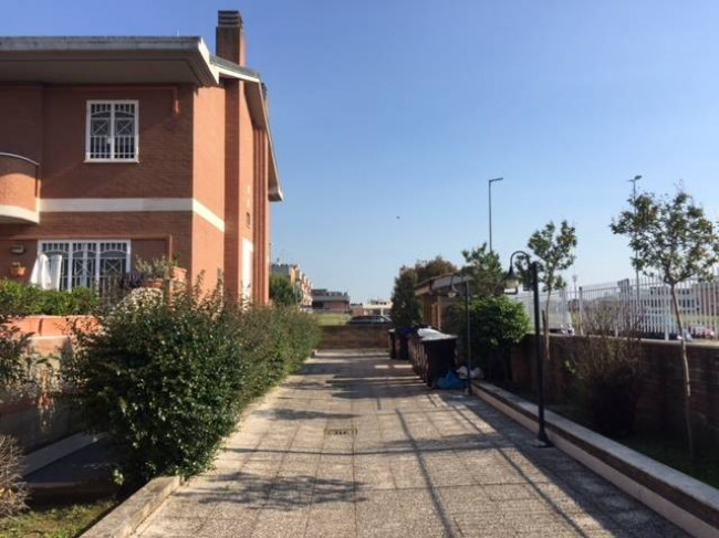 Villino a schiera in affitto a Roma - Settecamini