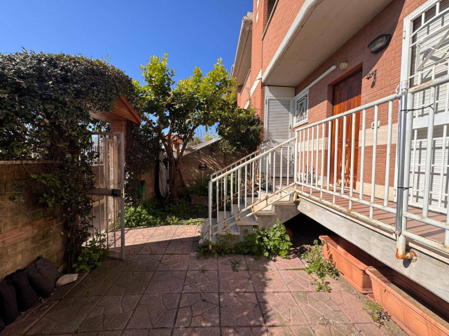 Villino a schiera in affitto a Roma - Settecamini