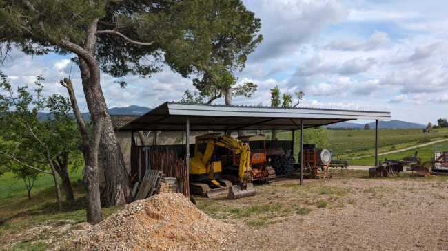 Podere in vendita a Roccastrada