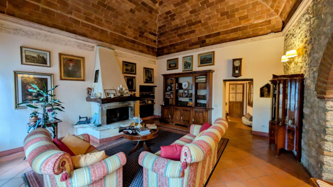 Appartamento in vendita a Massa Marittima