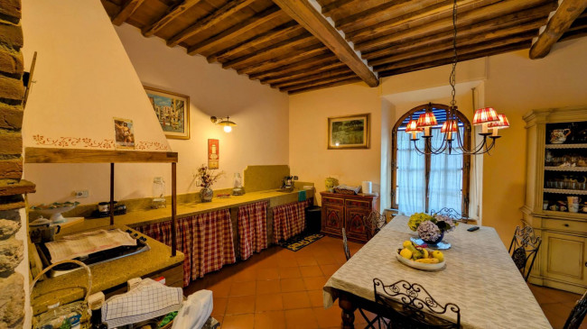 Appartamento in vendita a Massa Marittima