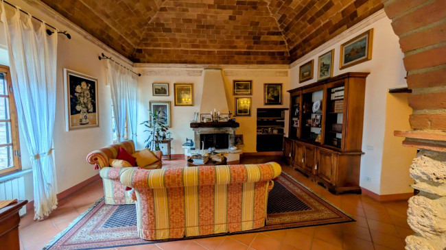 Appartamento in vendita a Massa Marittima