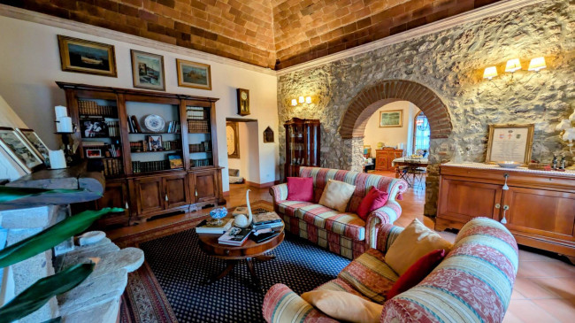 Appartamento in vendita a Massa Marittima