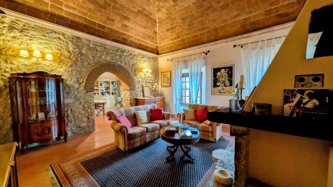 Appartamento in vendita a Massa Marittima